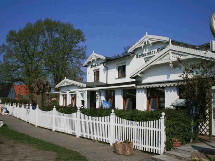 Strand-Hotel Lobbe Kültér fotó